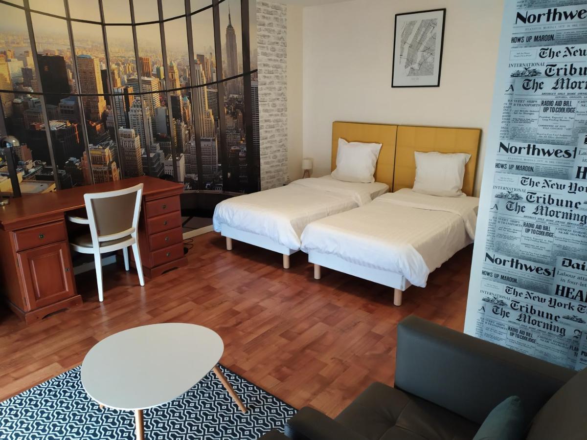 Brétigny-sur-Orge Residence Carouge Appart Hotel מראה חיצוני תמונה