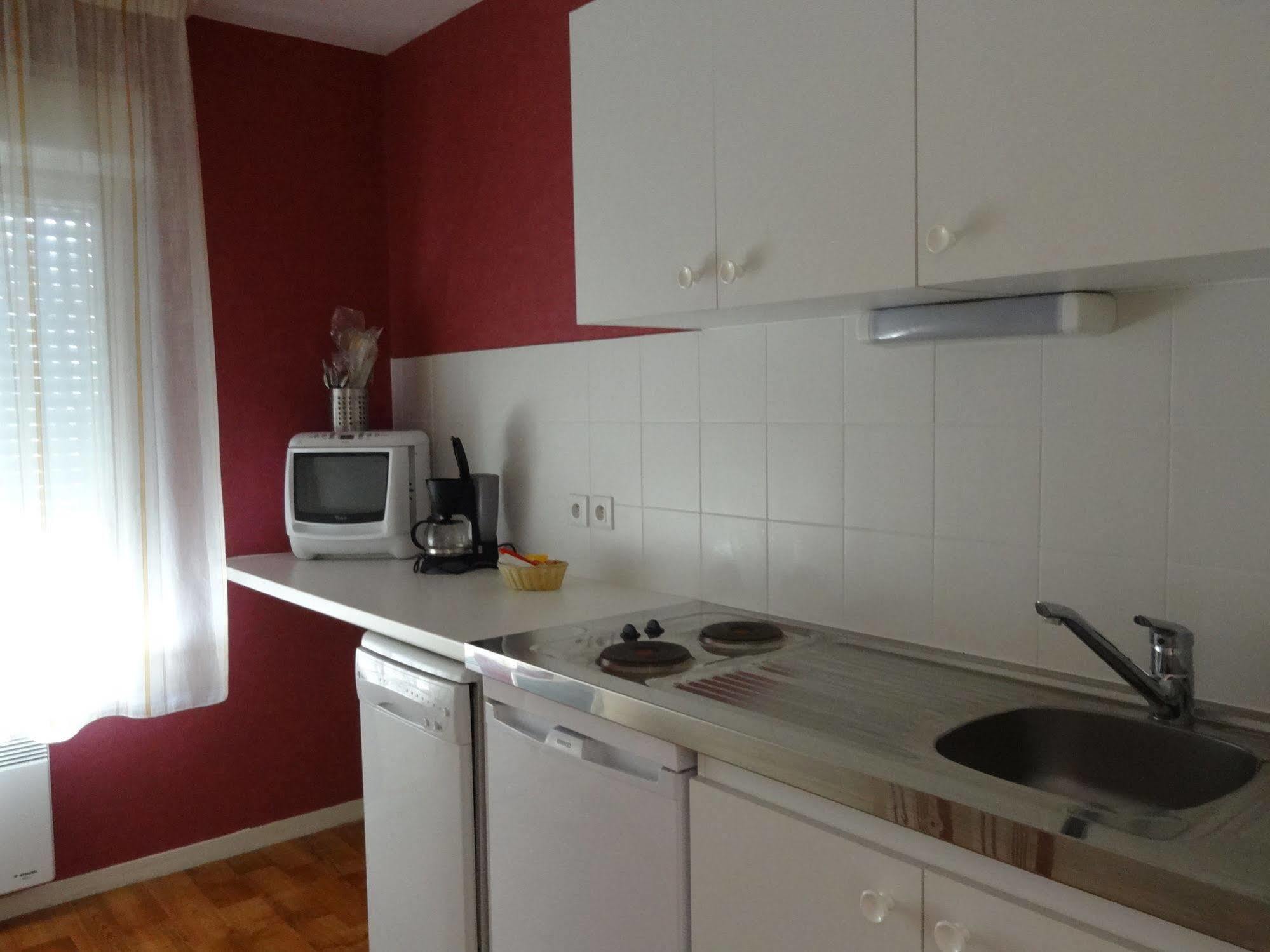Brétigny-sur-Orge Residence Carouge Appart Hotel מראה חיצוני תמונה