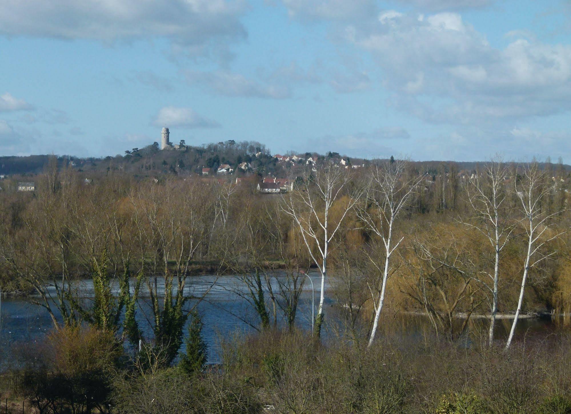 Brétigny-sur-Orge Residence Carouge Appart Hotel מראה חיצוני תמונה